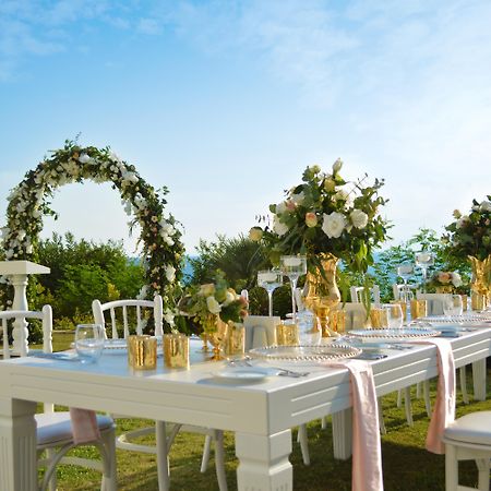 Akra Antalya Hotel Kültér fotó Wedding reception