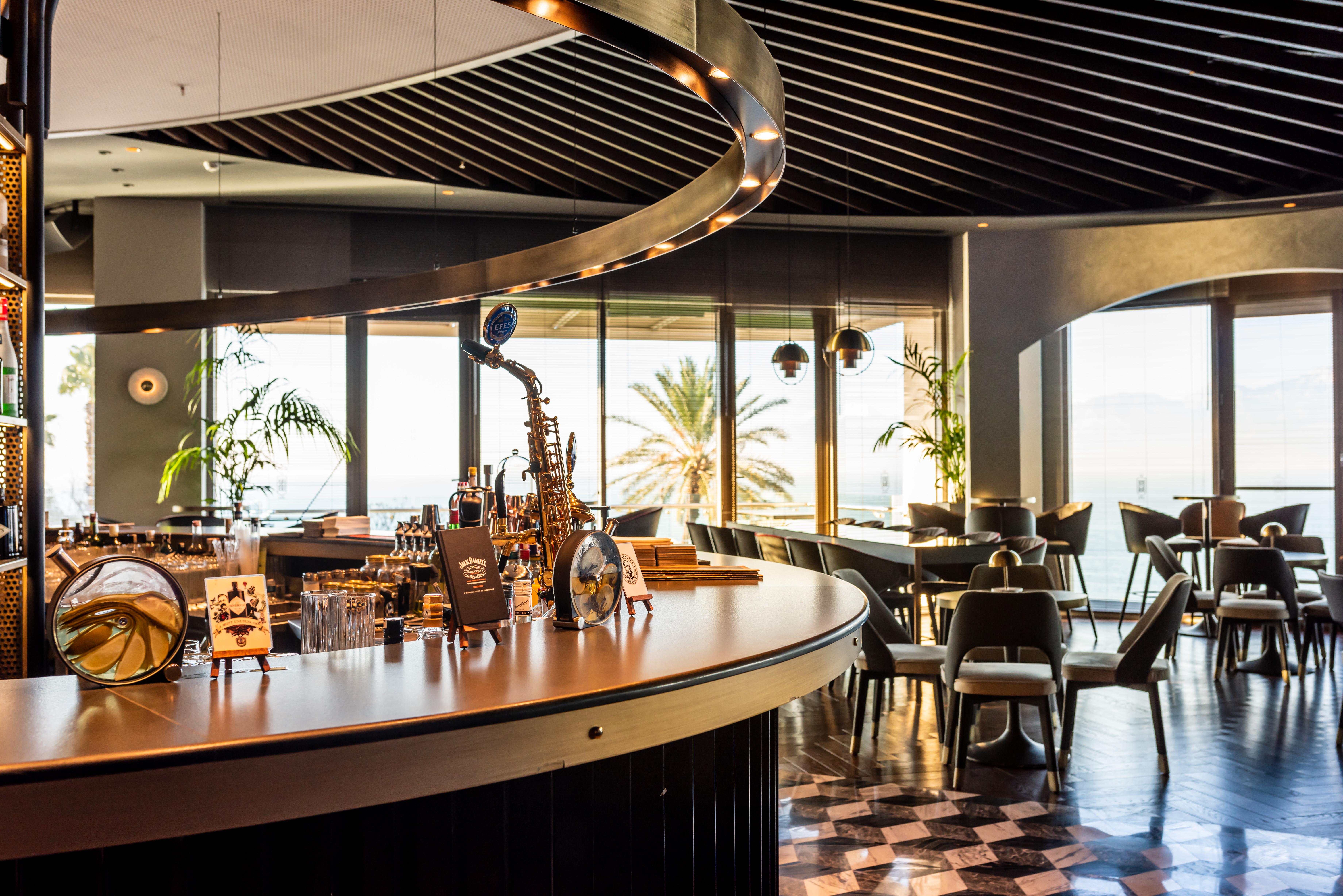 Akra Antalya Hotel Kültér fotó The lounge at the airport