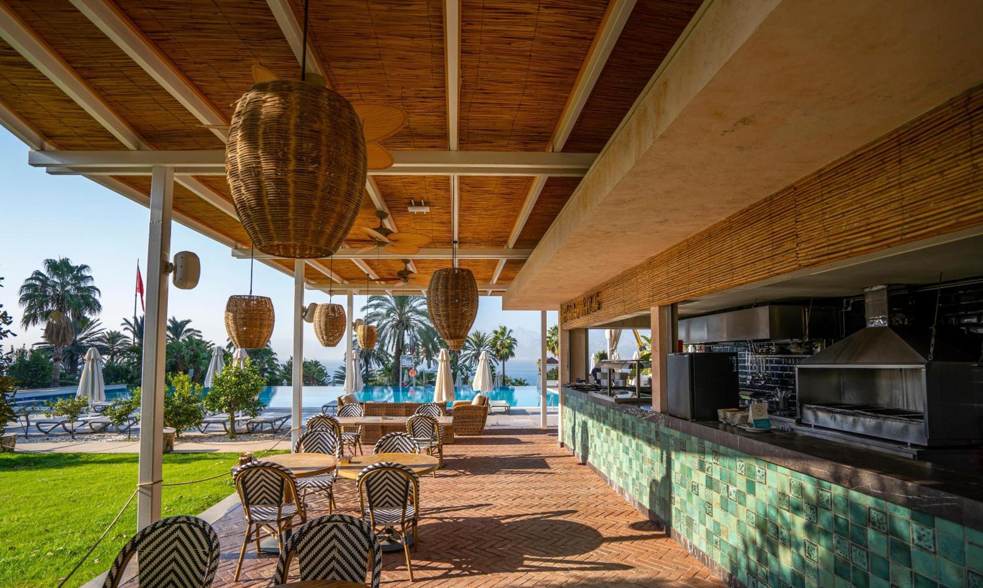 Akra Antalya Hotel Kültér fotó The Beach Club